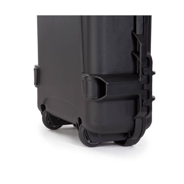 nanuk-990-Case-black-wheels